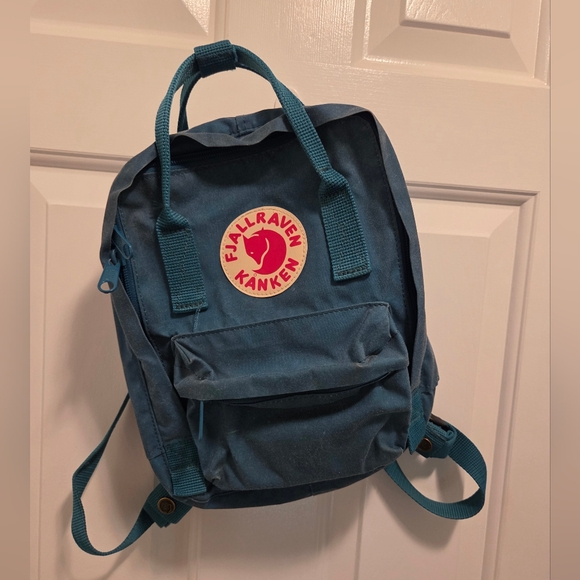 Fjallraven Kanken Mini Backpack Teal Green - Picture 1 of 5